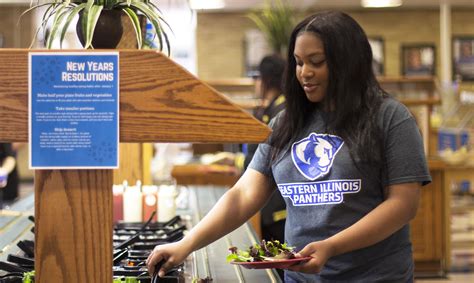 Eiu dining hall - Lunch Panther Grille Mon-Fri 10:30am-10pm Sat & Sun 11am-7pm Chick-Fil-A Mon-Fri 10:30am-9:00pm Sat 11am-6:30pm Closed Sun Qdoba Mon-Fri 10:30am-8pm Sat & Sun 11am-6pm